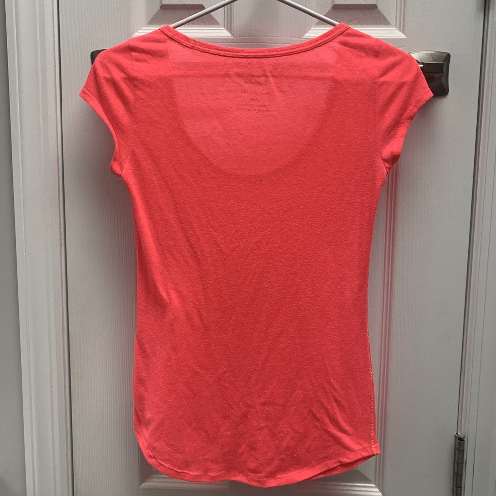 American Eagle Favorite Tee T-Shirt Coral Scoop Neck Fitted Soft Short Sleeve - Picture 5 of 7